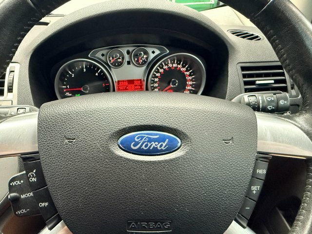Ford Kuga 2.0 Tdci Titanium 2Wd Euro 4 Silver #18