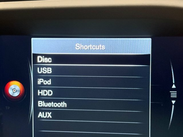 Volvo V60 Cross Country D4 Lux Nav Winter Pack Front And Rear White #23