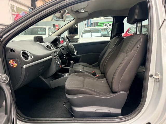 Renault Clio 1.5 Dci Tomtom Edition Euro 4 Silver #2