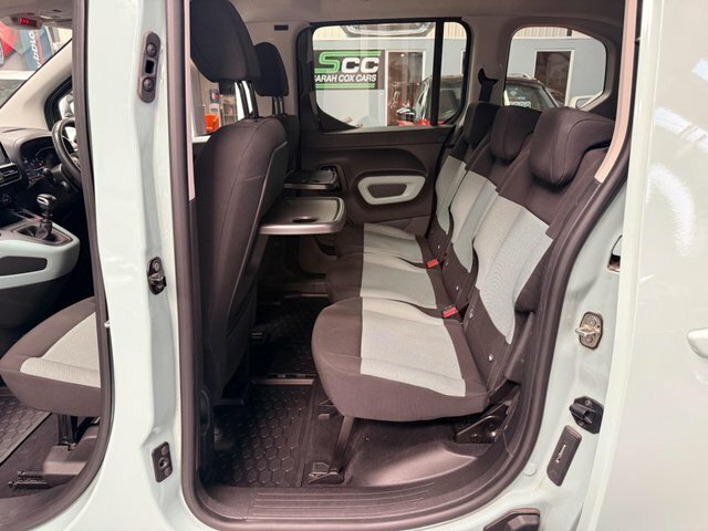 Citroen Berlingo 1.5 Bluehdi Flair M Mpv Euro 6 S S Green #3