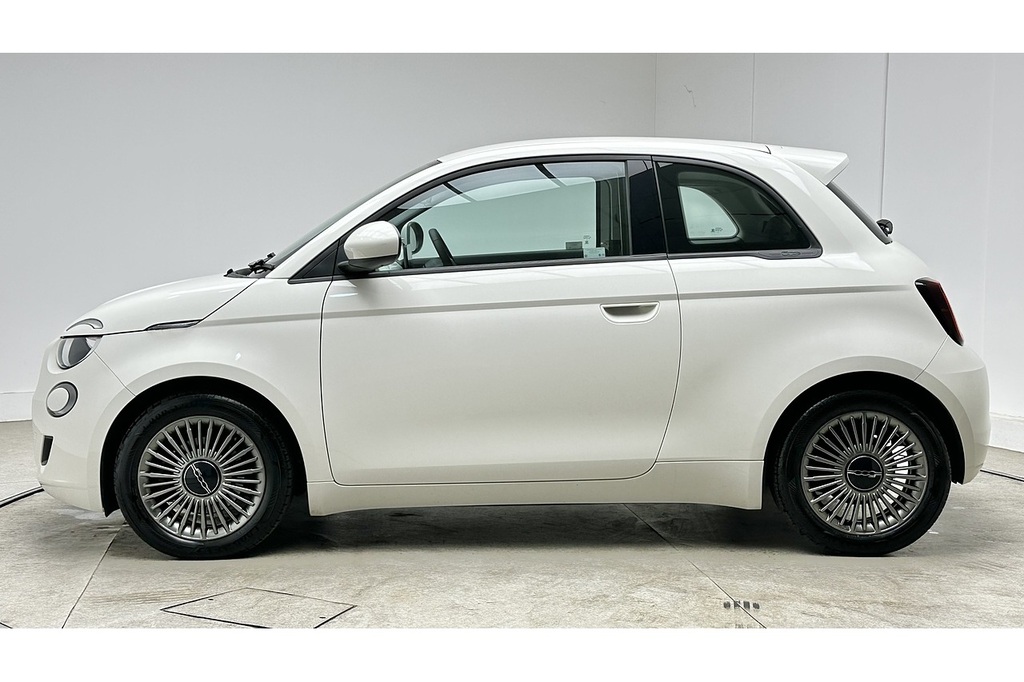 Fiat 500E Icon White #6