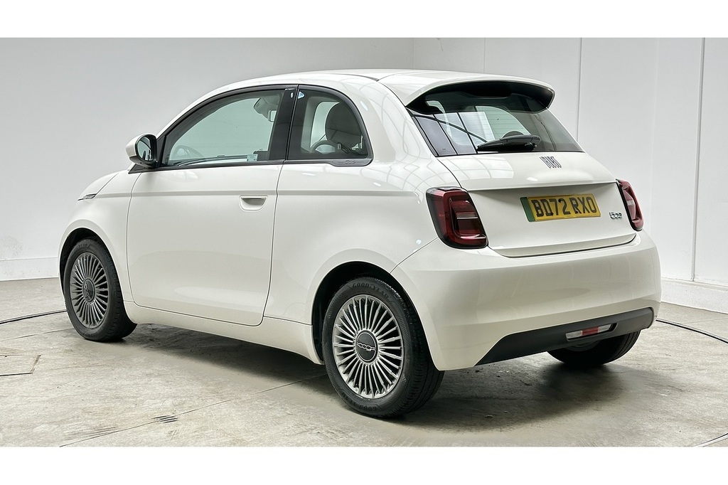 Fiat 500E Icon White #5