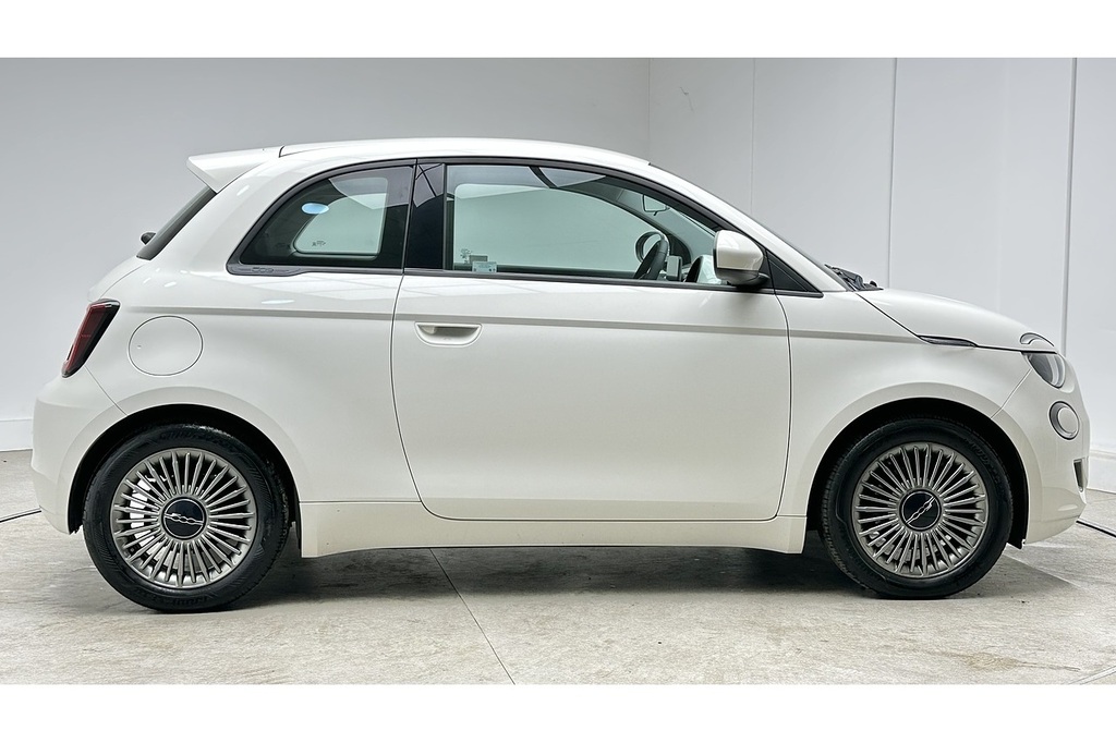 Fiat 500E Icon White #4