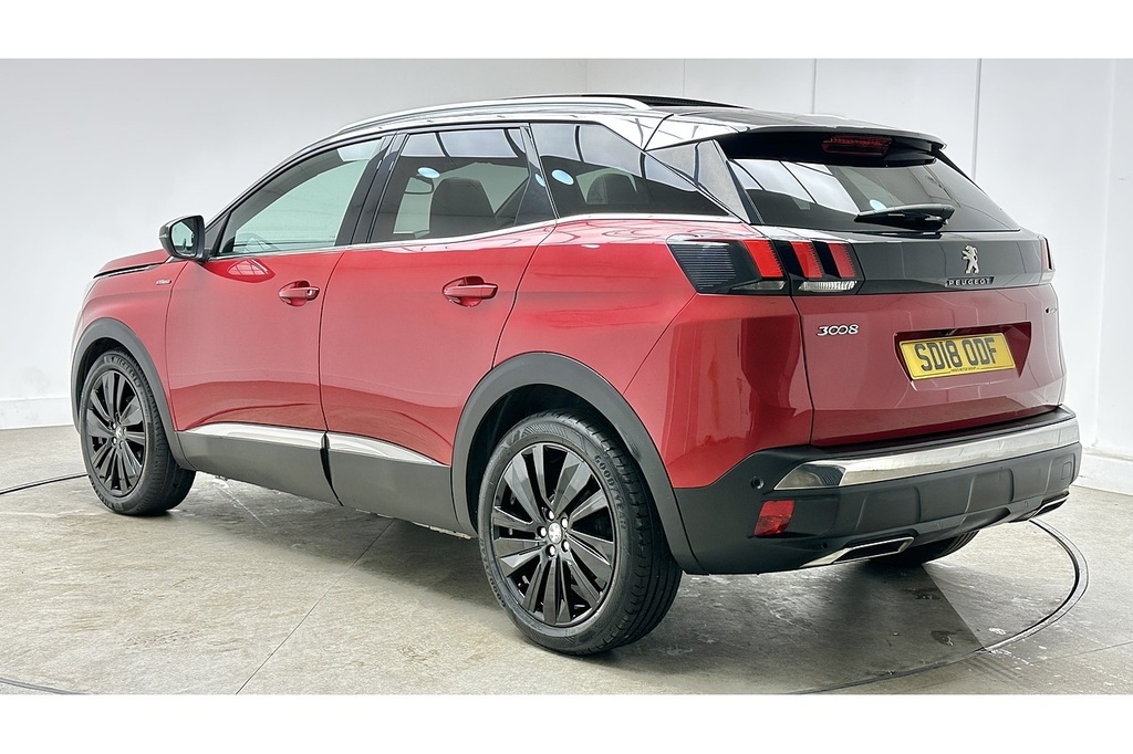 Peugeot 3008 Puretech Gt Line Premium SD18ODF Red #5