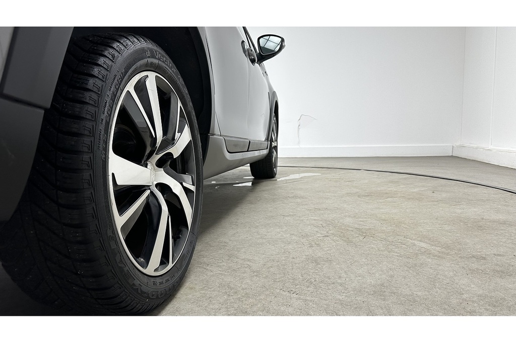 Peugeot 2008 1.2L Allure Black #12