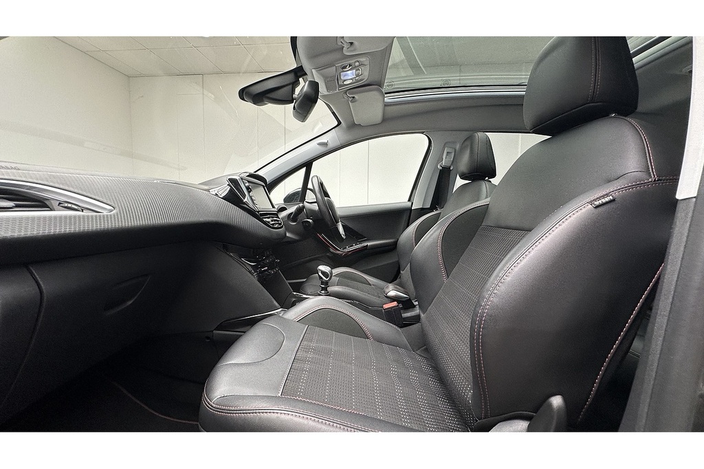 Peugeot 2008 1.2L Allure Black #16