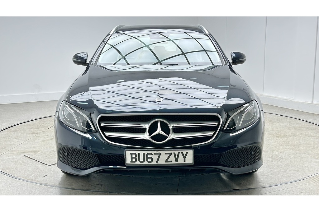Mercedes-Benz E Class E200d Se Green #3