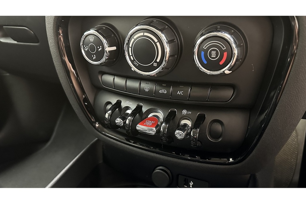 Mini Clubman John Cooper Works All4 Silver #35