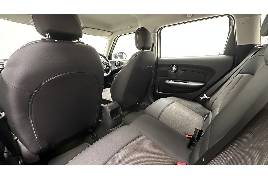 Mini Clubman John Cooper Works All4 Silver #18