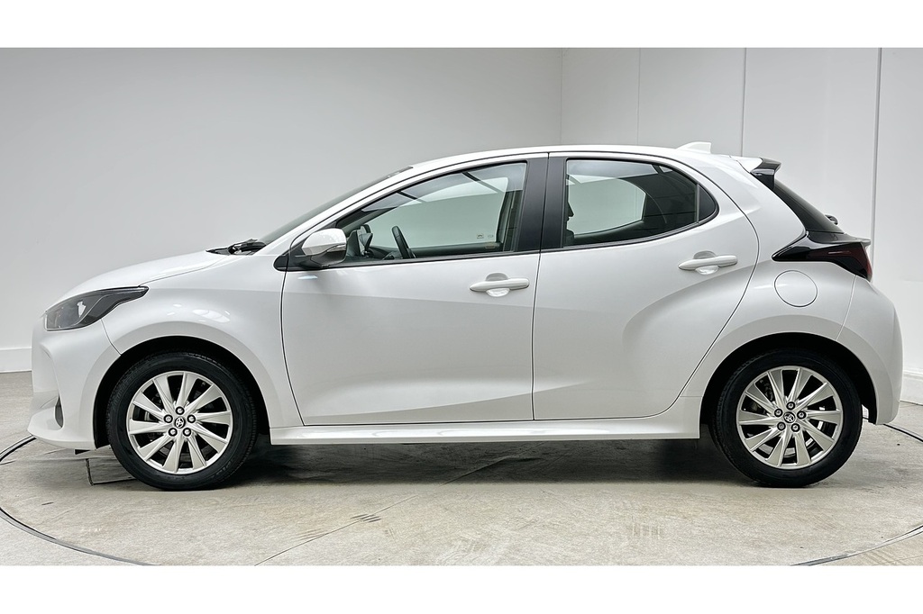 Toyota Yaris Vvt-h Icon White #6