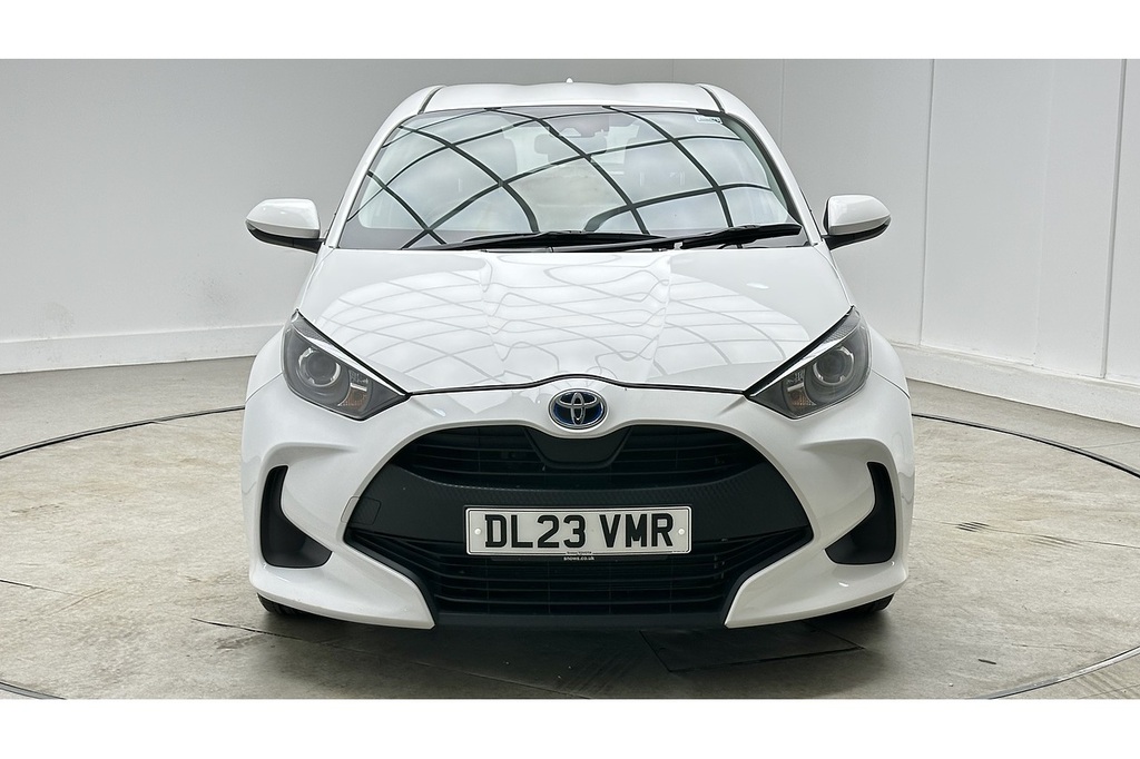 Toyota Yaris Vvt-h Icon White #3