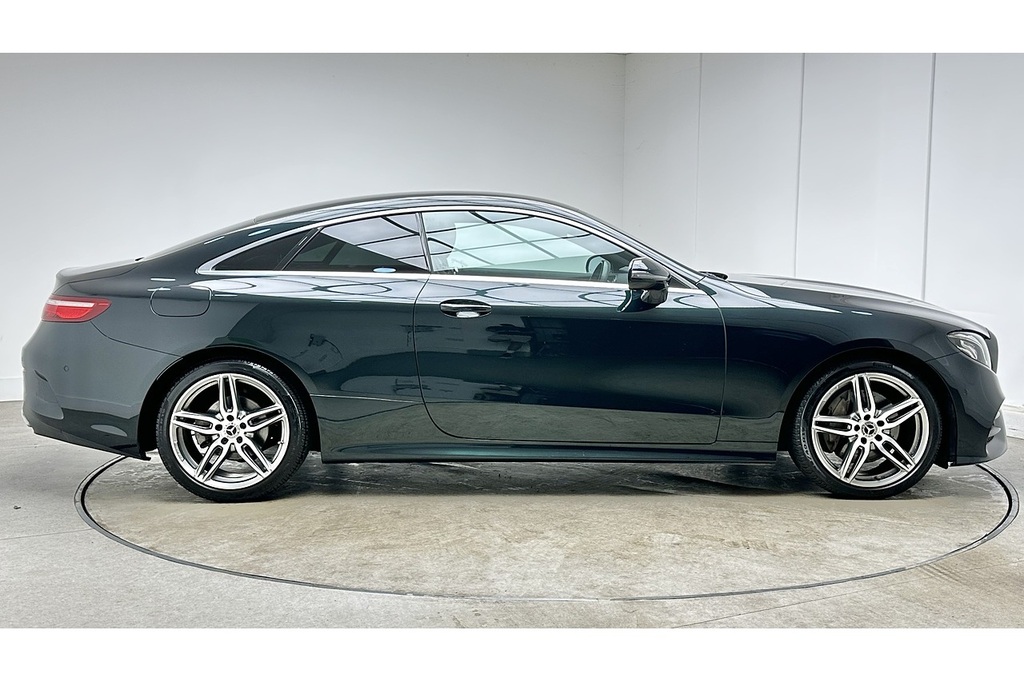 Mercedes-Benz E Class E220d Amg Line Green #4