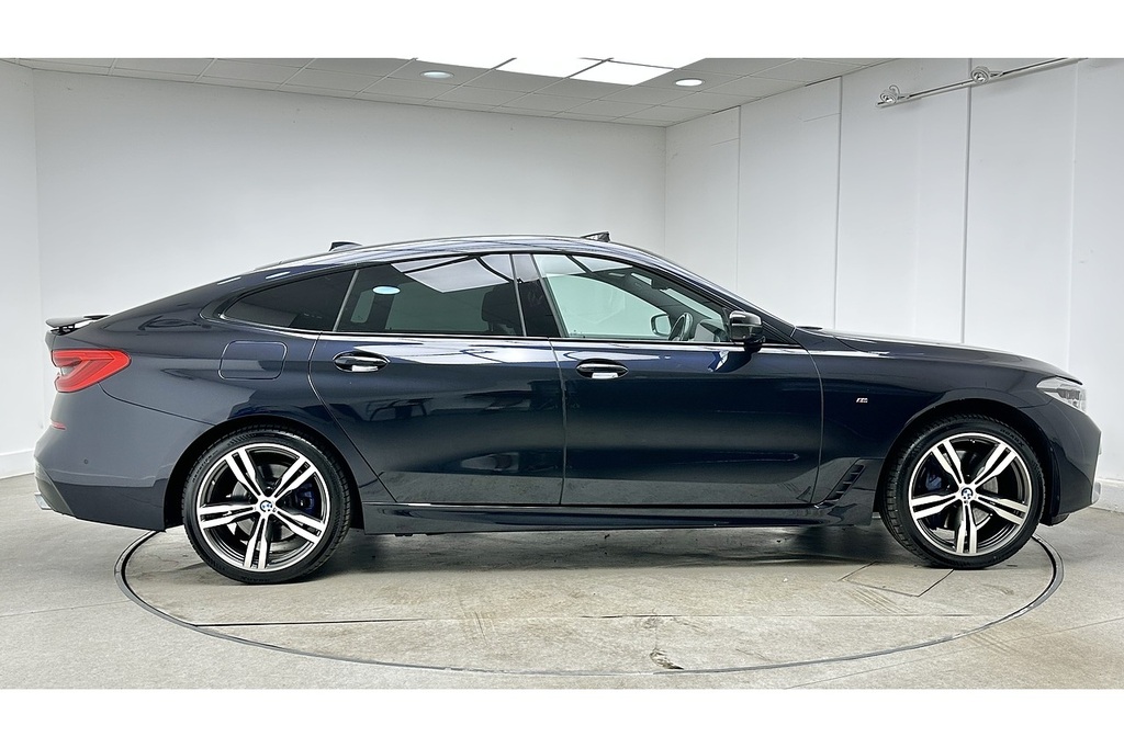 BMW 6 Series Gran Turismo 640I M Sport Black #4