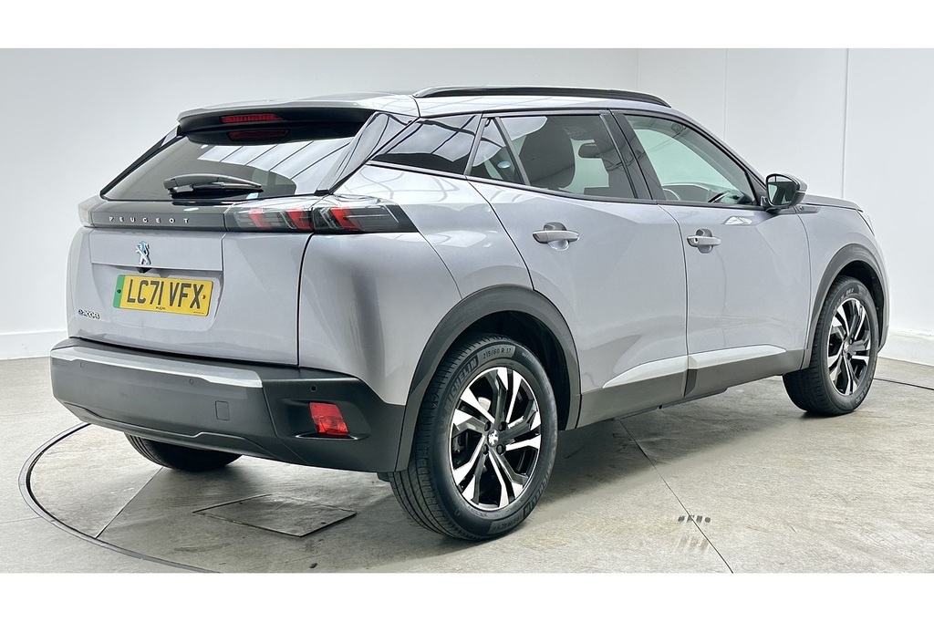 Peugeot e-2008 50Kwh Allure Premium Suv 136 Ps Grey #8