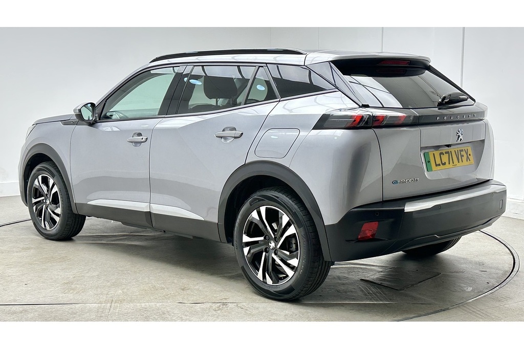 Peugeot e-2008 Allure Premium Grey #5