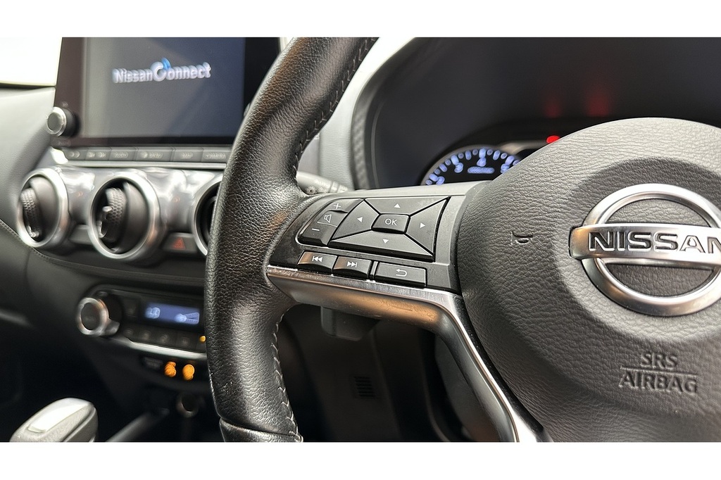 Nissan Juke 1.0 Dig-t Tekna Suv Euro 6 Ss White #31
