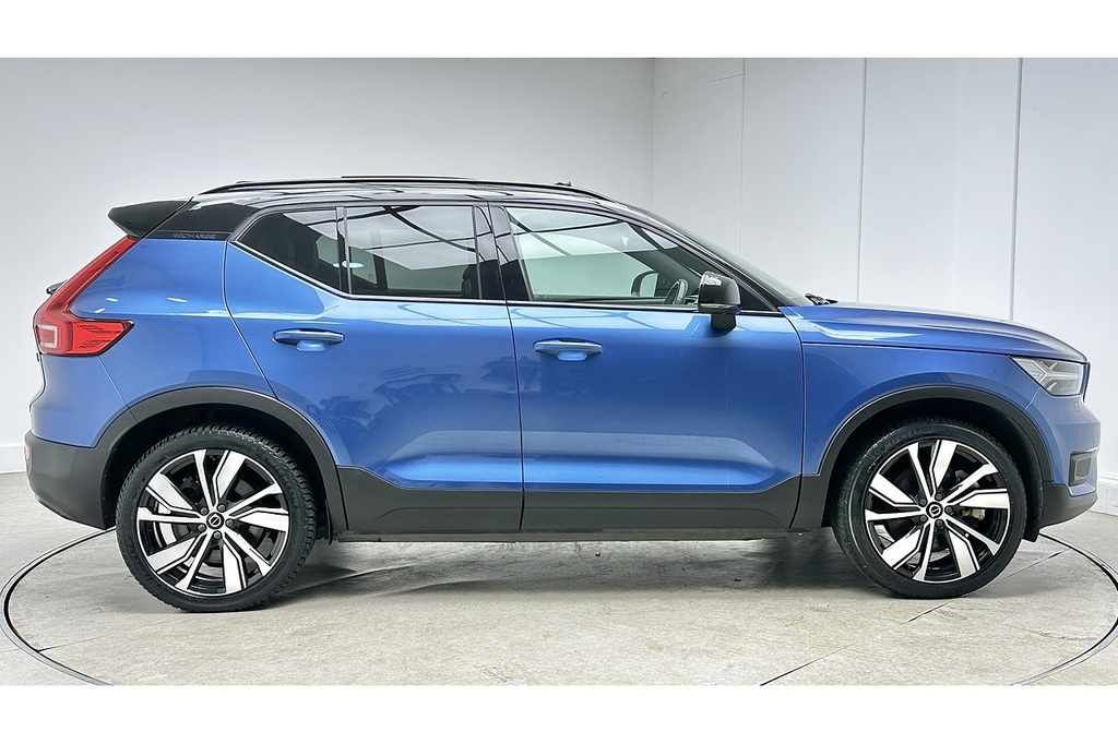 Volvo XC40 Pro Blue #4