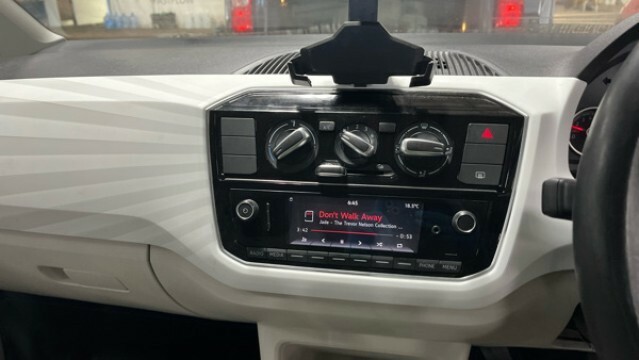 Volkswagen Up 1.0 Up Beats Red #6