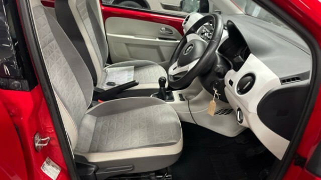 Volkswagen Up 1.0 Up Beats Red #3