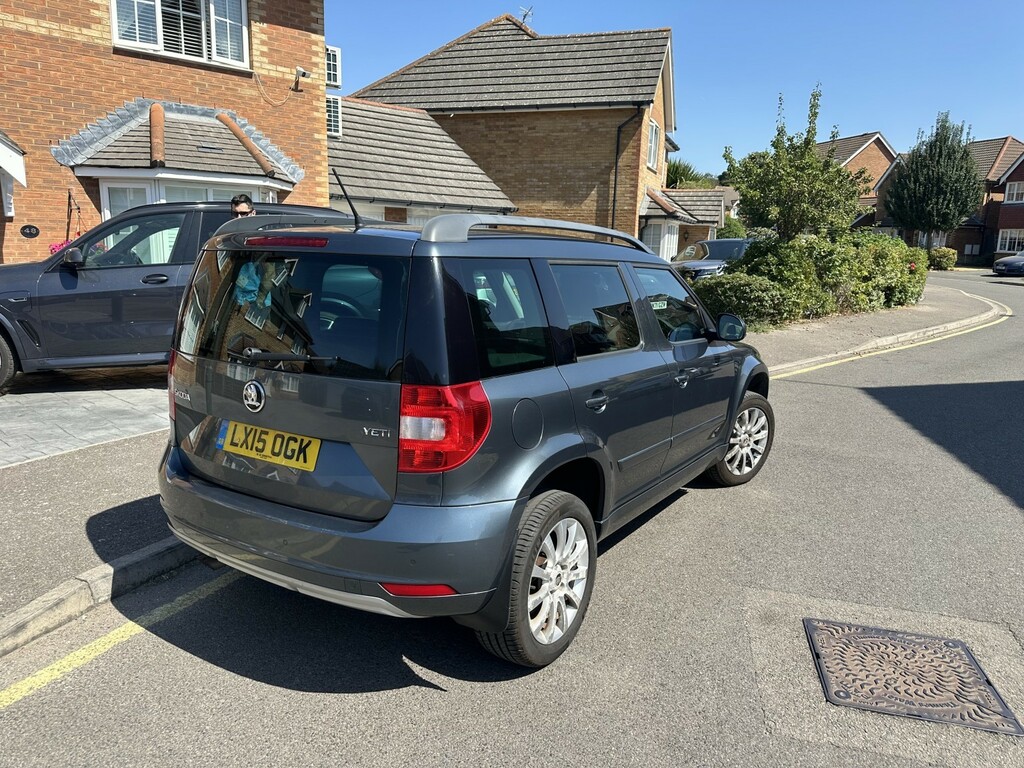 Skoda Yeti 1.2 Tsi Elegance Grey #2