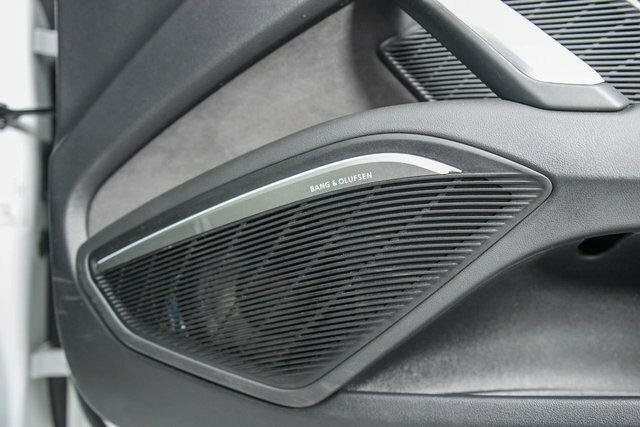 Audi TT Roadster Black Edition 40 Tfsi 197 Ps S Tronic Grey #25