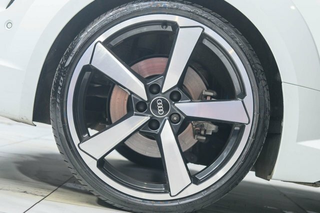 Audi TT Roadster Black Edition 40 Tfsi 197 Ps S Tronic Grey #9