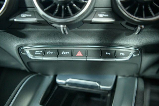 Audi TT Roadster Black Edition 40 Tfsi 197 Ps S Tronic Grey #16