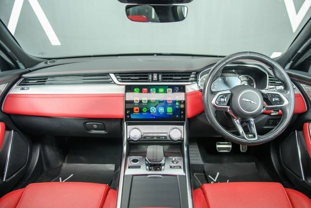 Jaguar XF 2022 2.0 D200 Mhev R-dynamic Se Saloon Black #2