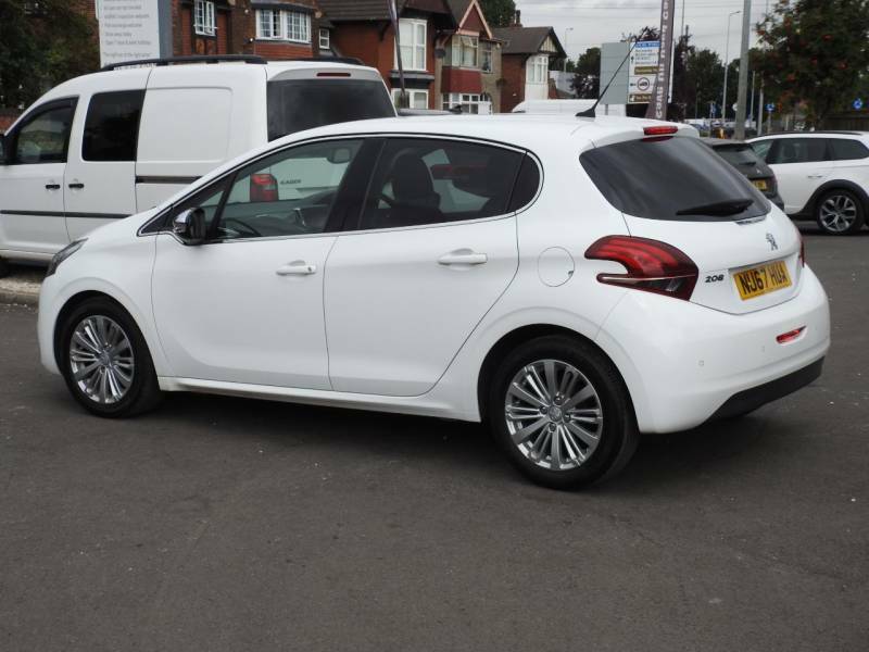 Peugeot 208 1.2 Puretech 82 Allure - 2017 67 NU67HUA White #4