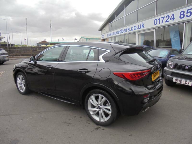 Infiniti Q30 1.5D Premium Dct - 2016 16 Black #6