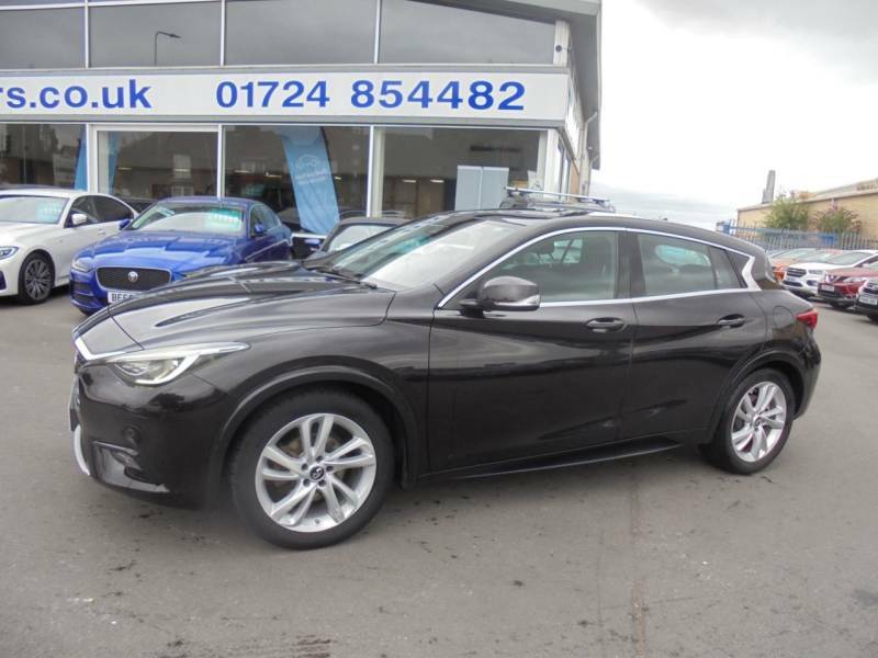 Infiniti Q30 1.5D Premium Dct - 2016 16 Black #5
