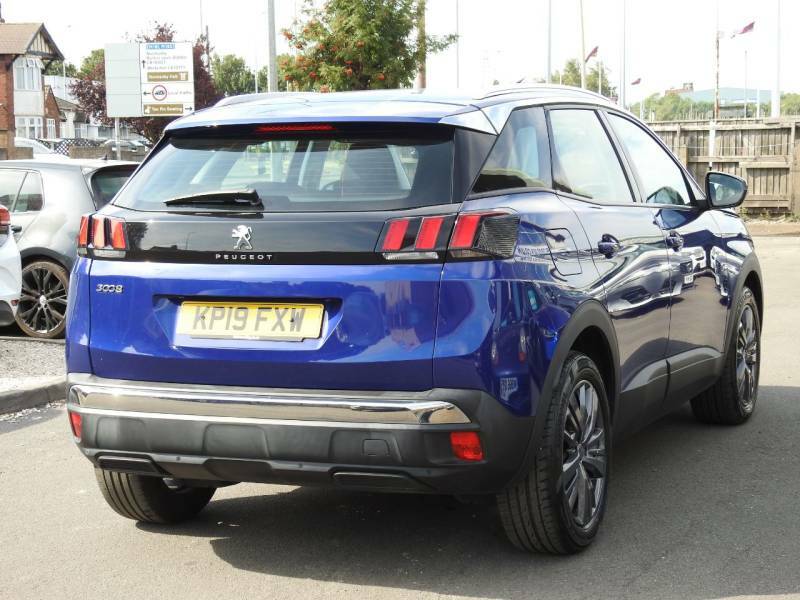 Peugeot 3008 1.5 Bluehdi Active Eat8 Blue #5