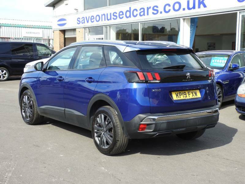 Peugeot 3008 1.5 Bluehdi Active Eat8 Blue #4