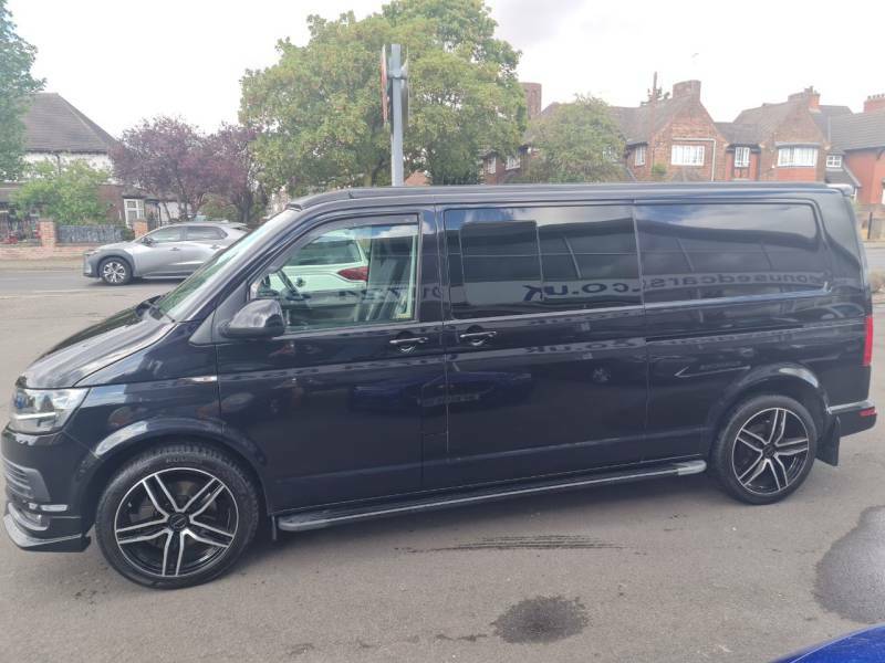 Volkswagen Transporter 2.0 Tdi Bmt 150 Highline Kombi Van Black #4