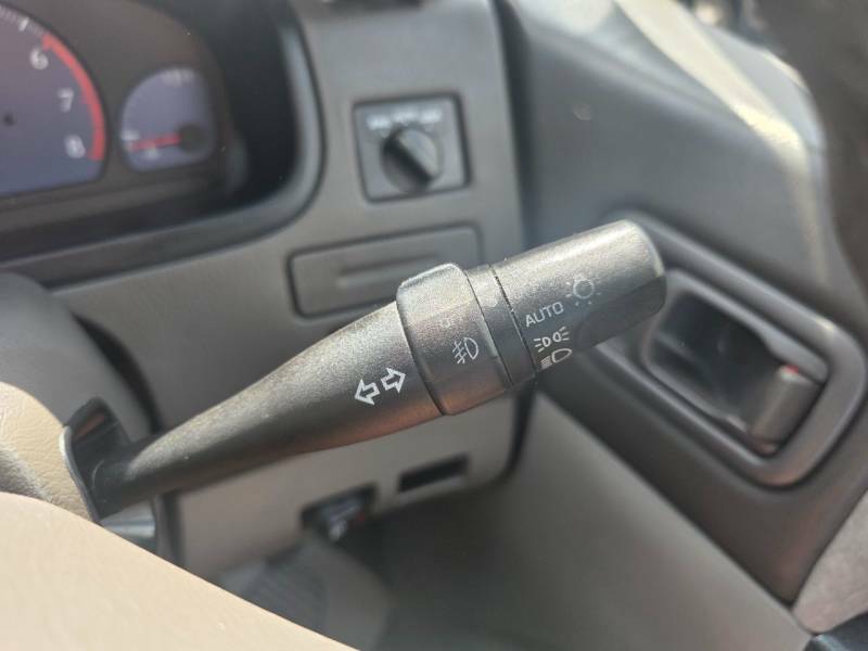Nissan Elgrand 3.5L 3.5 Silver #25