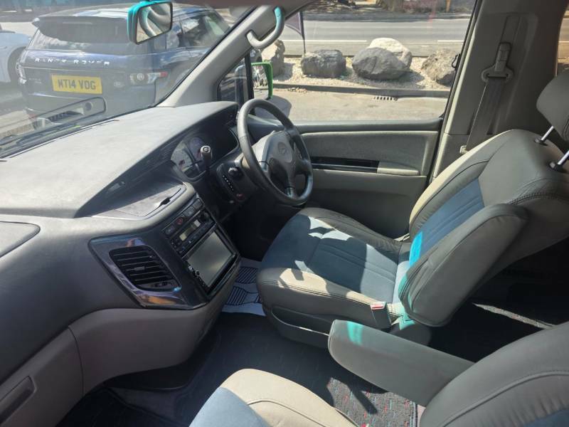 Nissan Elgrand 3.5L 3.5 Silver #9