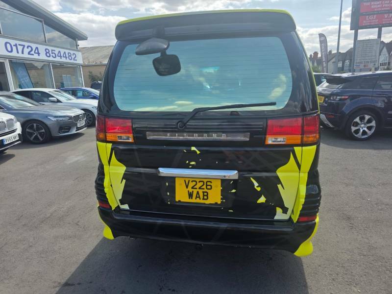 Nissan Elgrand Elgrand Silver #4