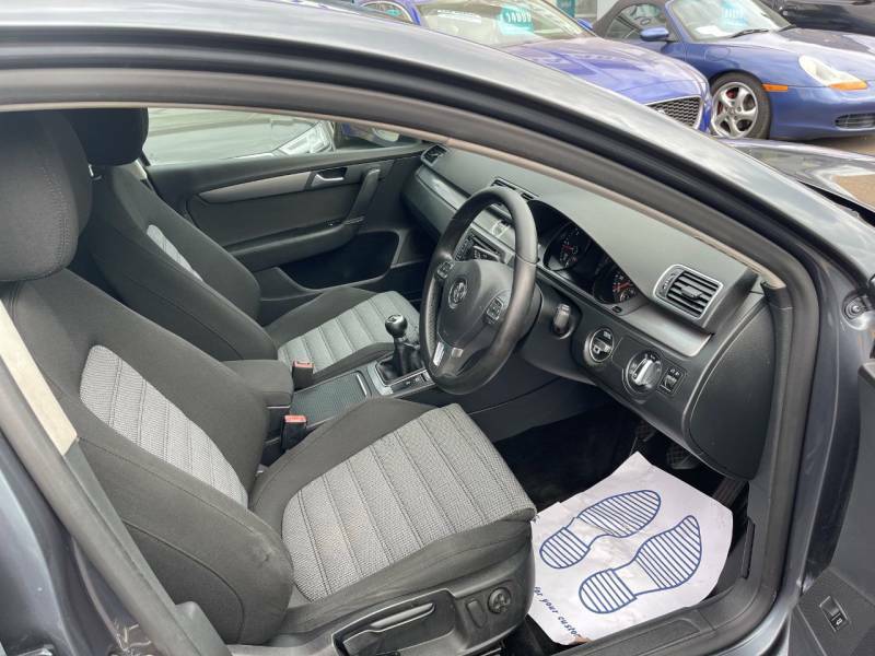 Volkswagen Passat 2.0 Tdi Bluemotion Tech Sport Grey #6