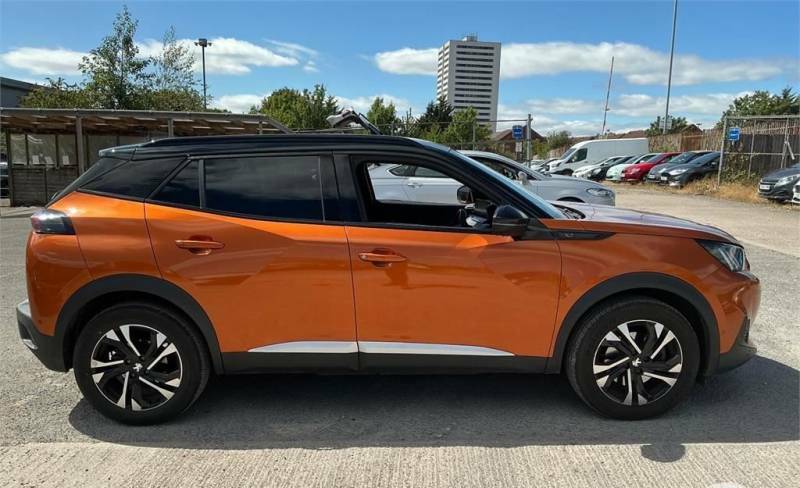 Peugeot e-2008 100Kw Gt 50Kwh Orange #2