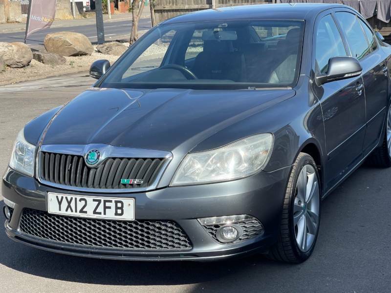 Skoda Octavia 2.0T Fsi Vrs Dsg Grey #2