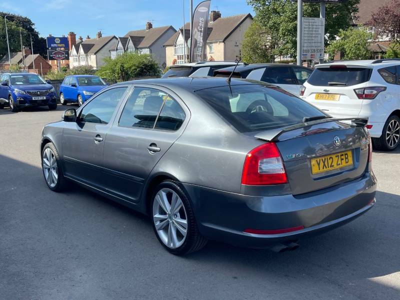 Skoda Octavia 2.0T Fsi Vrs Dsg Grey #4