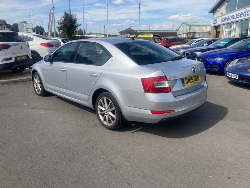 Skoda Octavia 1.6 Tdi Cr Elegance Silver #3