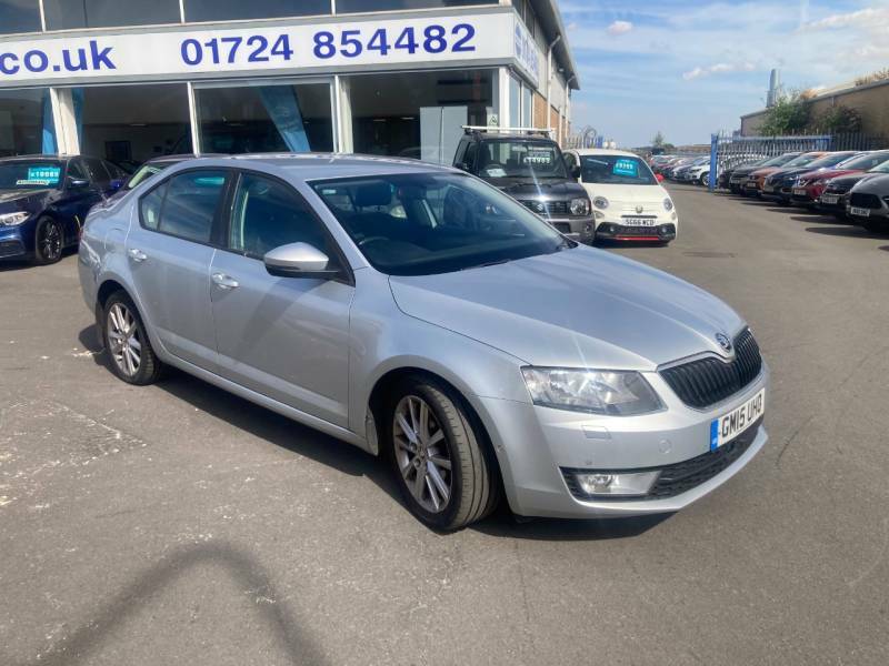 Skoda Octavia 1.6 Tdi Cr Elegance Silver #2