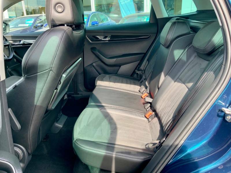 Skoda Karoq Suv 2.0Tdi 150Ps Scr 4X4 Sportline Black #14