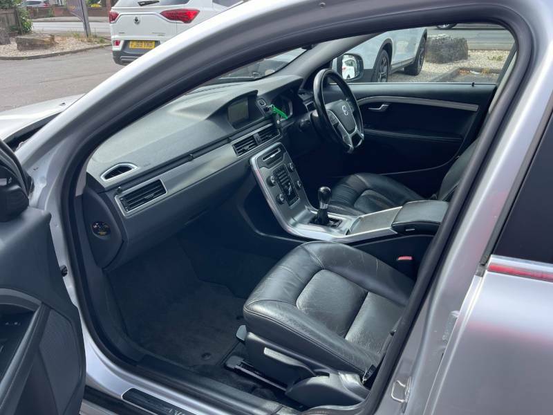 Volvo V70 D3 136 Se Lux SL63BYV Silver #6
