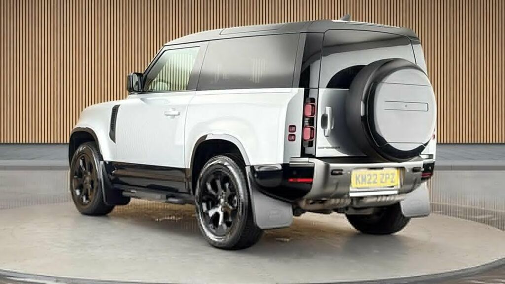 Land Rover Defender 90 3.0 D250 Mhev X-dynamic Se Suv 4Wd KM22ZPZ Silver #2