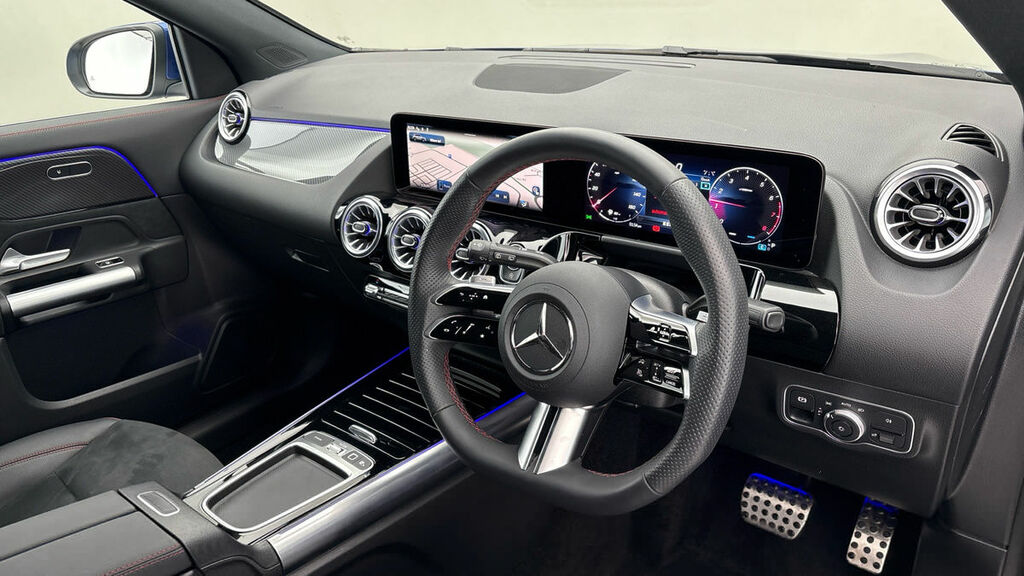 Mercedes-Benz GLA Class 1.3 Gla200h Mhev Amg Line Executive Suv Petr AK74HLA Blue #5