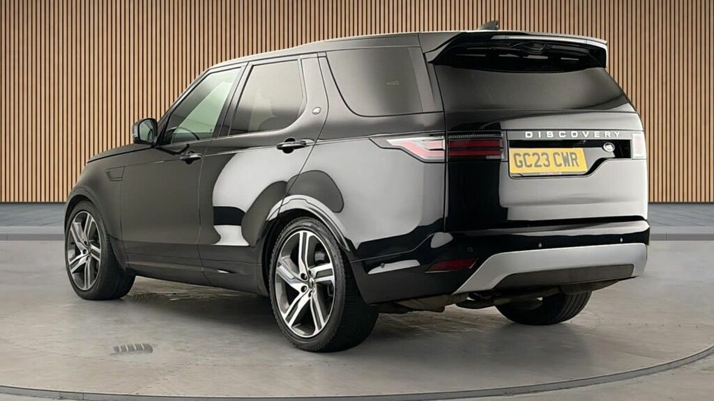 Land Rover Discovery 3.0 D300 Mhev Metropolitan Edition Suv GC23CWR Black #2