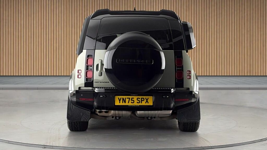 Land Rover Defender 110 3.0 D250 Mhev X-dynamic Hse Suv 4W YN75SPX Green #4