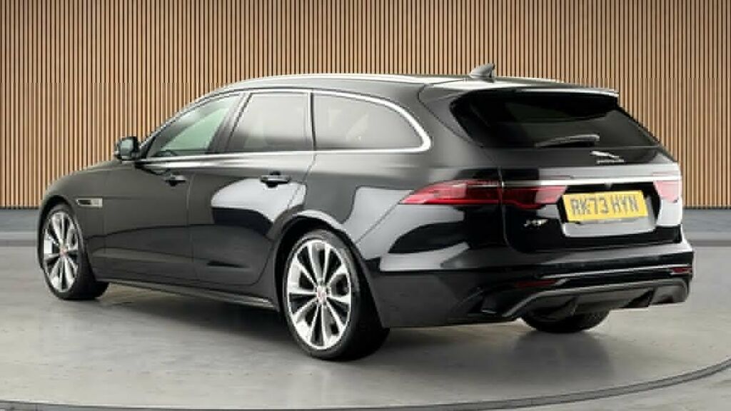 Jaguar XF 2.0 D200 Mhev R-dynamic Se Sportbrake A RK73HYN Black #2